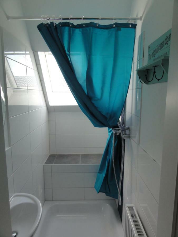 Peanuts Hostel&meer * Surendorf